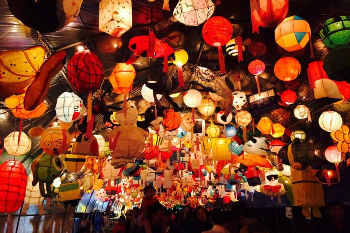 Lễ hội đèn lồng lớn nhất Hàn Quốc ở thành phố Jinju