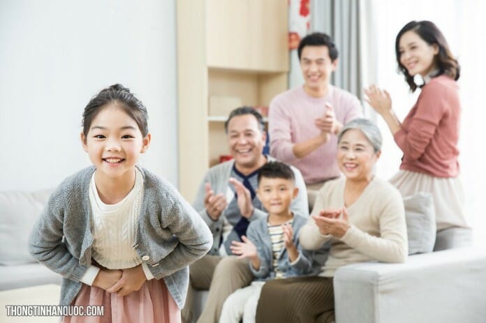 10 lời khuyên của bà mẹ Hàn Quốc nuôi 6 con thành tiến sĩ tại Mỹ