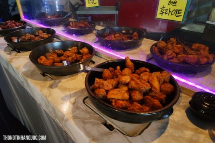 Ăn buffet 8 loại gà rán chỉ với 5.900 KRW