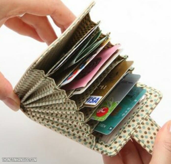 Phải làm gì khi nhặt được ví hay tiền rơi tại Hàn Quốc?