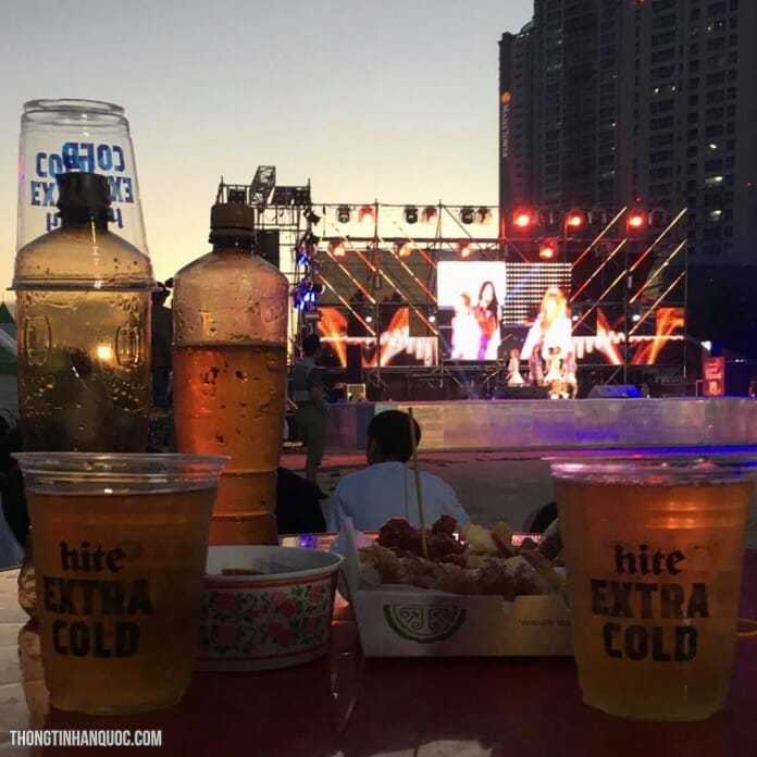 Lễ hội bia gà sông Taehwa (thành phố Ulsan)