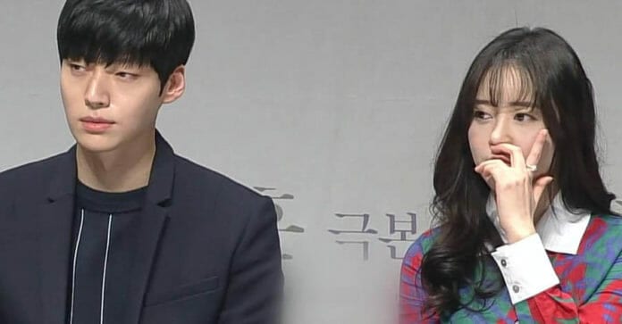 Vợ chồng Goo Hye Sun và Ahn Jae Hyun lại vạch áo cho người xem lưng trên mạng