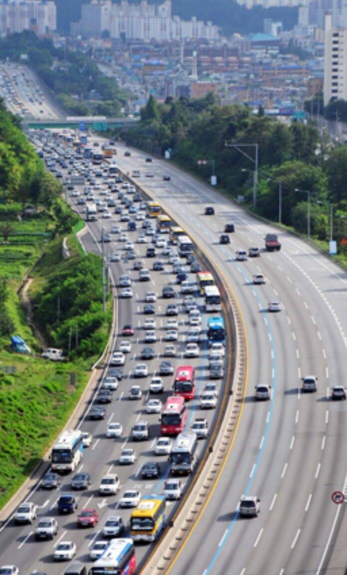 Đường cao tốc Hàn Quốc trước ngày Chuseok