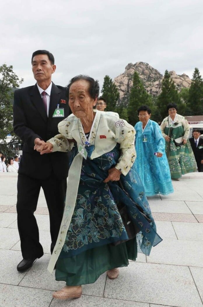 Nhiều người Hàn Quốc qua đời trước khi được đoàn tụ với gia đình ở Bắc Hàn