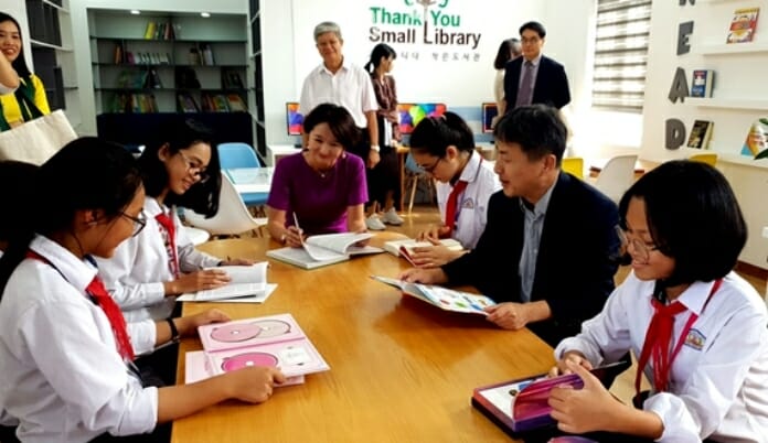 Hàn Quốc hỗ trợ khánh thành thêm 3 thư viện nhỏ tại Nam Định