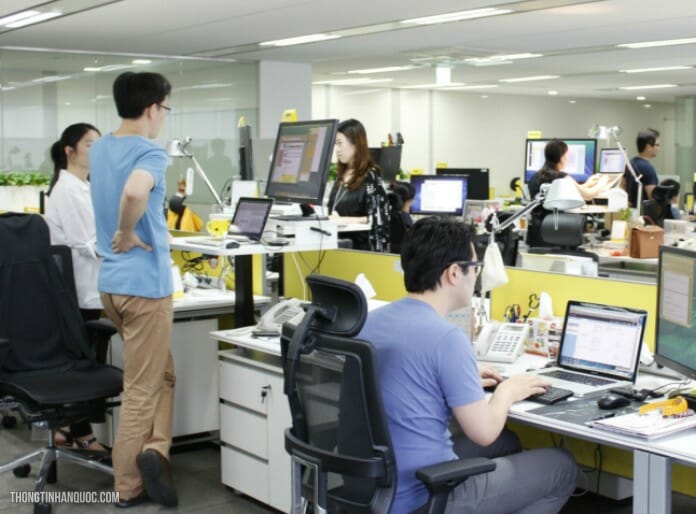 Deskterior: xu hướng trang trí chỗ ngồi văn phòng tại Hàn Quốc