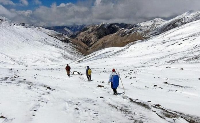 Bốn người Hàn Quốc mất tích ở Himalaya, công tác tìm kiếm có thể mất khoảng 20 ngày?
