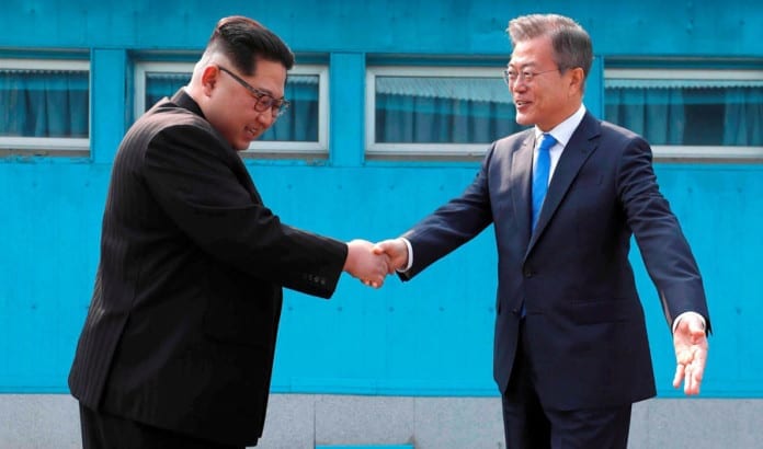 Tổng thống Moon Jae In đề nghị hợp tác giúp Bắc Hàn phòng chống dịch COVID-19