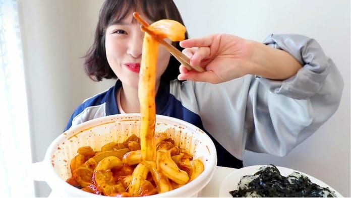 Những món ăn gắn mác "ẩm thực Trung Quốc" tại Hàn Quốc nhưng người Trung Quốc lại không hề biết