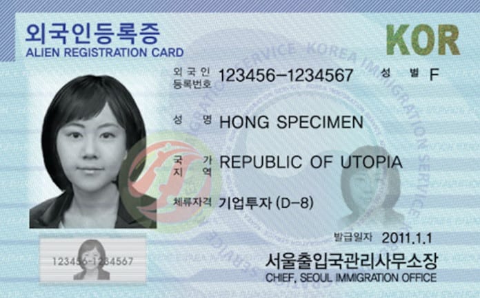 Thẻ cư trú người nước ngoài sẽ có thay đổi, người Hàn Quốc phản ứng như thế nào?