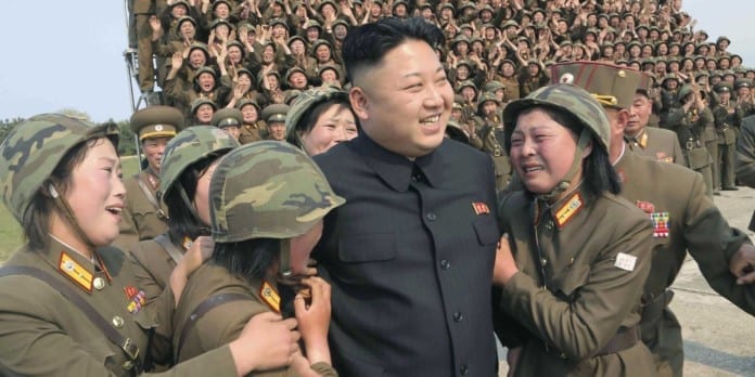 Kim Jong Un: Từ chàng trai say mê bóng rổ đến "ngôi" chủ tịch Bắc Hàn