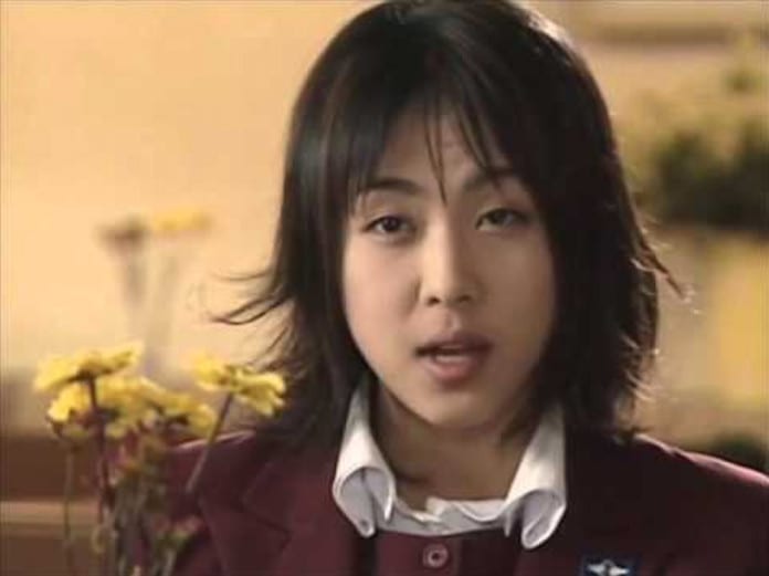 Diễn viên Ha Ji Won trong School 2.