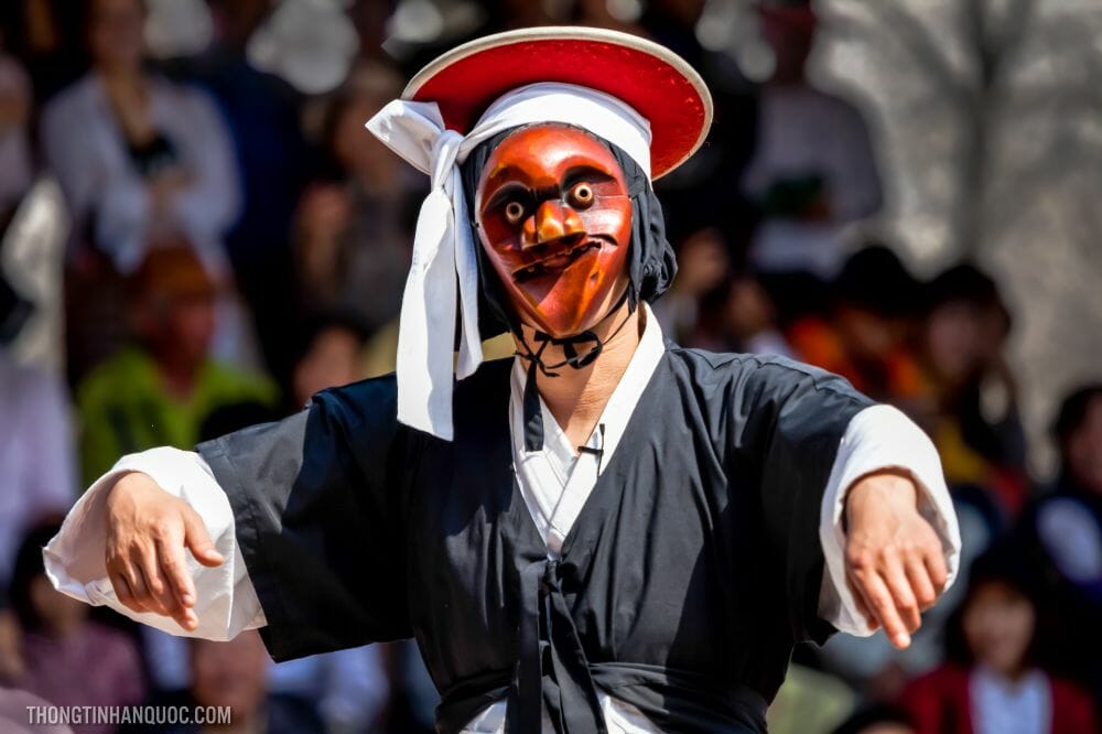 Múa mặt nạ Talchum - Đặc trưng văn hóa của Hàn Quốc