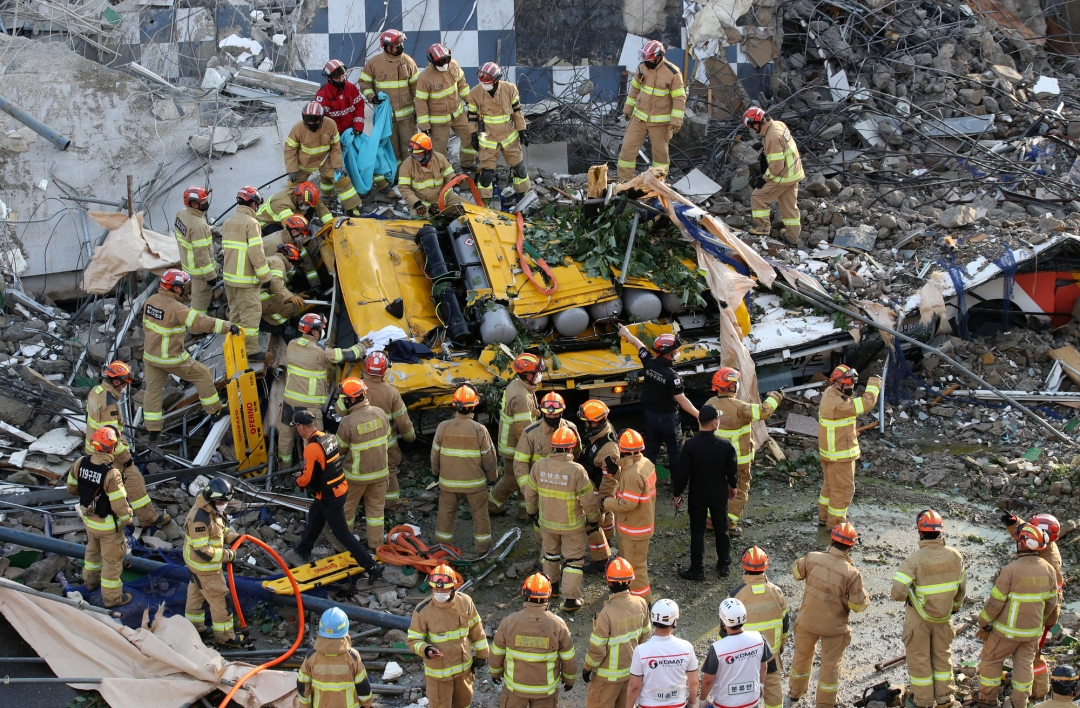 9 người chết trong vụ sập tòa nhà 5 tầng ở thành phố Gwangju